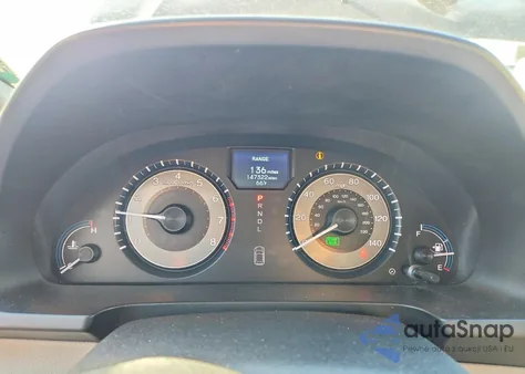 2011 Honda Odyssey Touring z USA, uszkodzony, nr VIN 5FNRL5H94BB013417